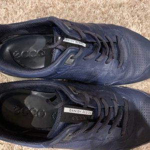 Blue Ecco Casual Sneaker Size 9.5 (43 Euro)